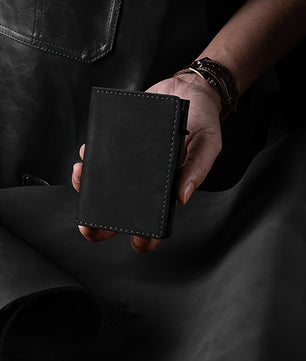 Men's Slim RFID Blocking Automatic Pop-Up Carbon Fiber Metal Card Holder Wallet